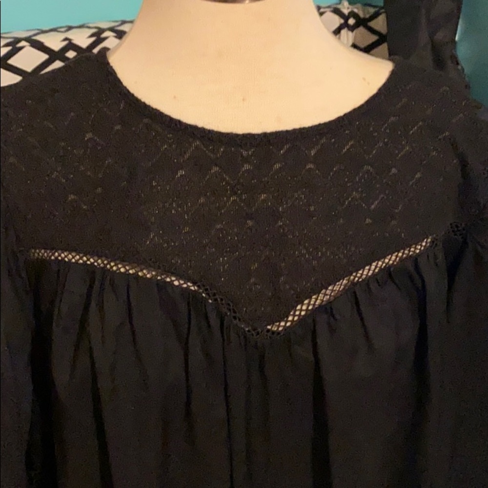 Crouched yoke top